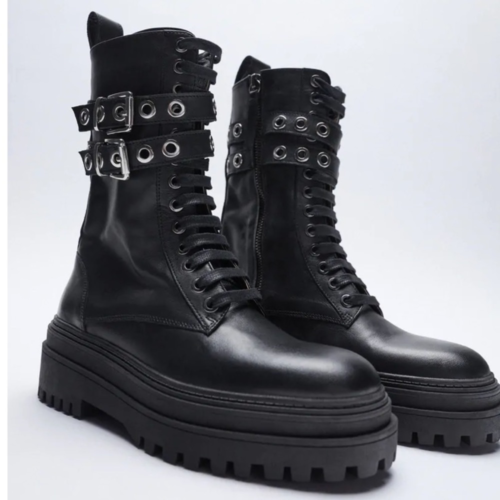 ZARA Low Heel Leather Ankle Boots